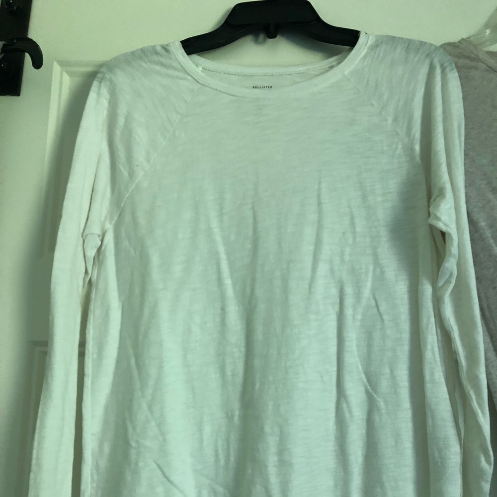 White long sleeved tee